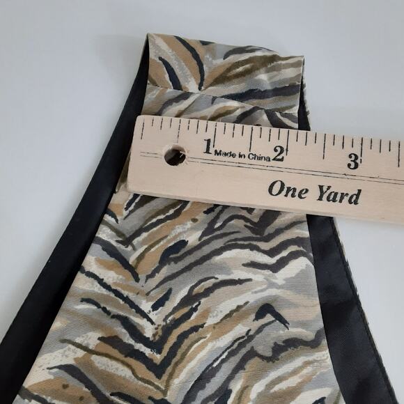 Vintage 80s Satin Sleeveless Blouse 100% Silk Animal Print Womens 12 Mob Wife - Picture 10 of 10